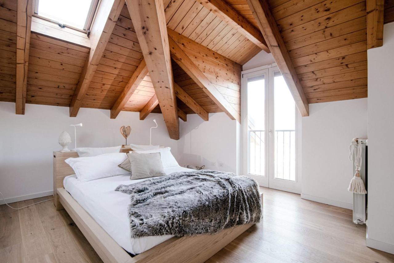 Modern Luxury Attic - Bymyhomeincomo Kültér fotó